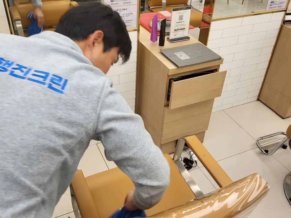 중구 구완동 미용실 복도·대기 동선 야간 위생청소 사례 - 행진크린